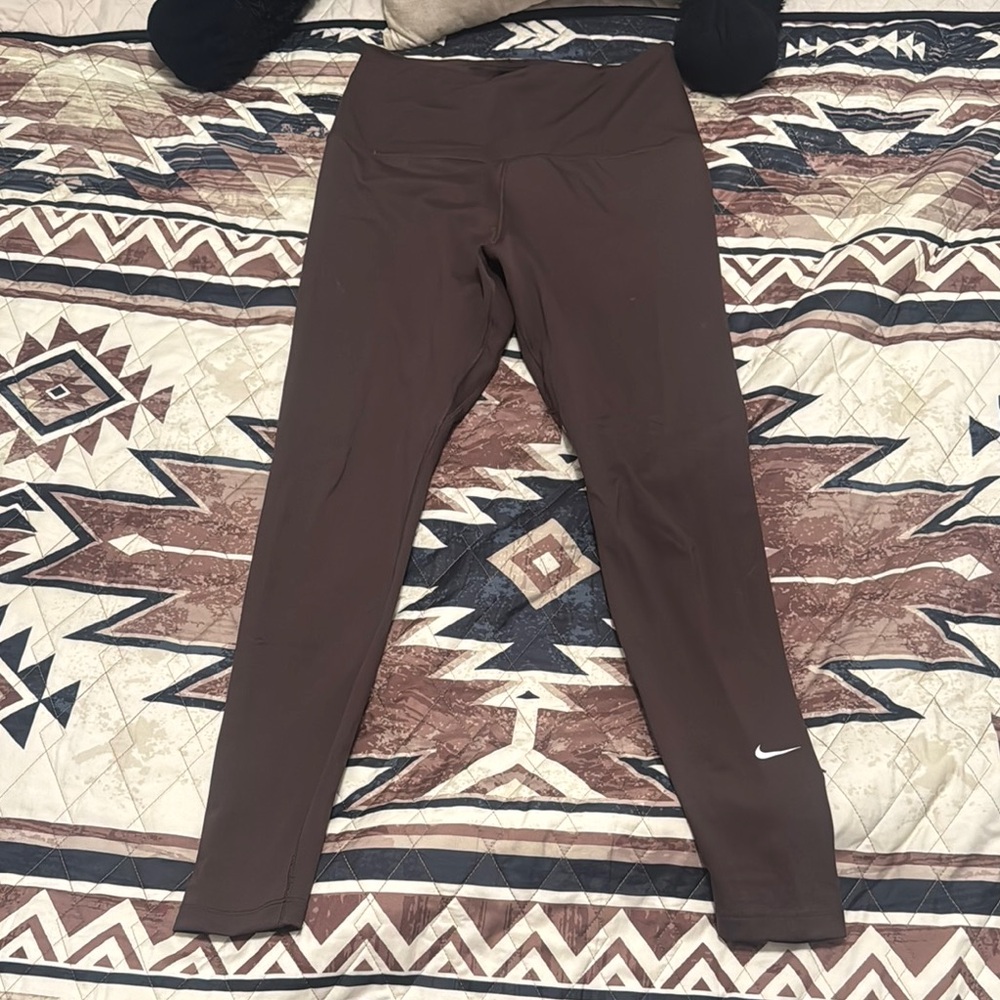 Brown Nike leggings
